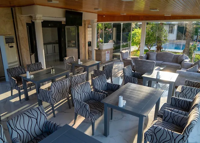 Hotel Goeynuek Garden Kemer