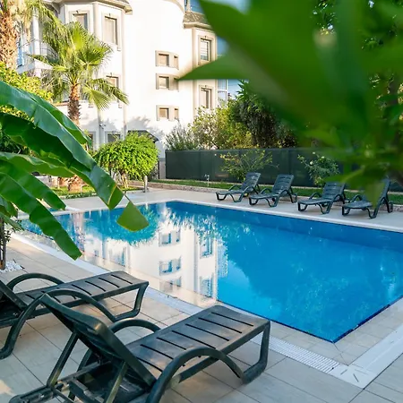 Goeynuek Garden Hotel