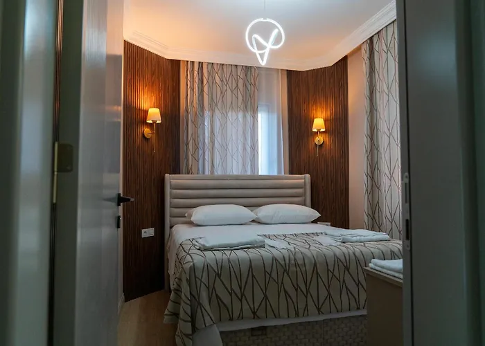 Hotel Goeynuek Garden